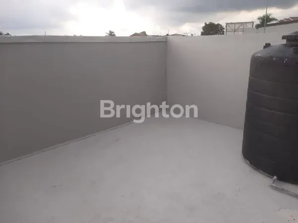 image RUKO 3 LANTAI PUSAT KOTA KILOMETER 2,5 (6)