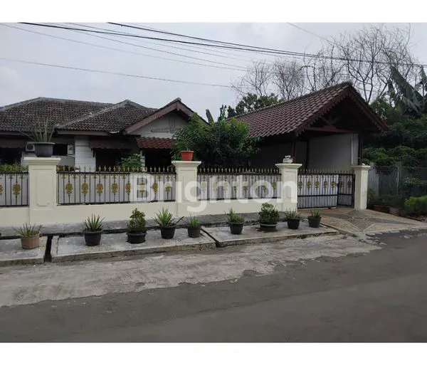 image RUMAH APIK DAN MEWAH  SERTA LUAS DI DAERAH JAKA PERMAI NEGO (1)