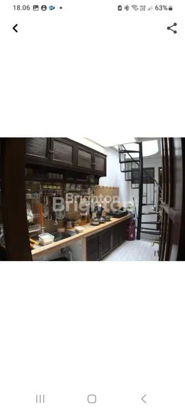 image RUMAH BAGUS DAN CANTIK DI JALAN BUAH BUAH AN DEKAT DG SUPERINDO LANGSEP MALANG (4)