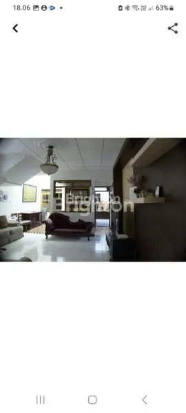 image RUMAH BAGUS DAN CANTIK DI JALAN BUAH BUAH AN DEKAT DG SUPERINDO LANGSEP MALANG (5)