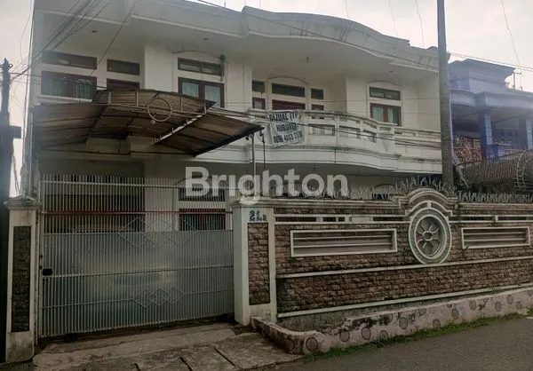 JUAL RUMAH MURAH 2 LT  JALAN HOLIS  DEKET SUDIRMAN KOTA BANDUNG