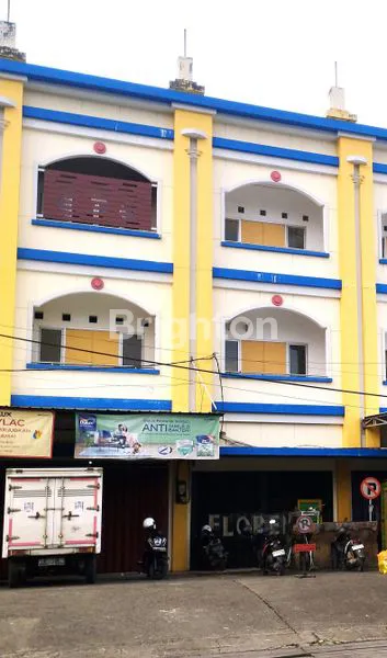 RUKO 3 LANTAI + GUDANG