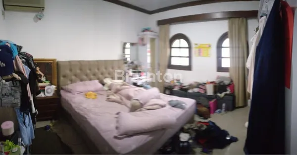 image TAMAN RADIO DALAM GANDARIA KEBAYORAN BARU JAKARTA SELATAN (6)