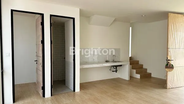 image RUMAH 2 LANTAI CENDANA ICON LIPPO KARAWACI (7)