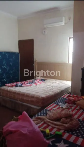 image HUNIAN YANG NYAMAN DAN COCOK UNTUK TEMPAT TINGGAL AREA SANGAT STRATEGIS DAN 2 ROW JALAN (3)