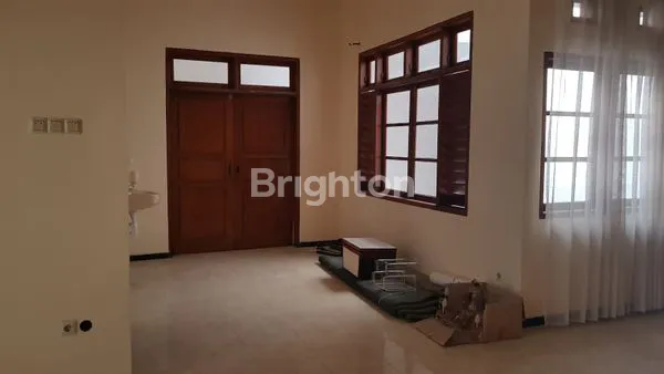 image DIJUAL RUMAH TINGGAL AREA BUNGA2 DEKAT DENGAN SOEKARNO HATTA MALANG (5)