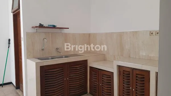 image DIJUAL RUMAH TINGGAL AREA BUNGA2 DEKAT DENGAN SOEKARNO HATTA MALANG (4)