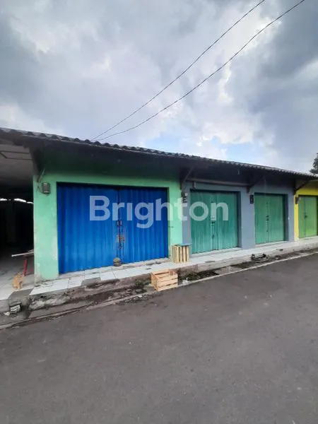 image KIOS DI PASAR, ADA 4 UNIT BERDAMPINGAN | PASAR METESEH, TEMBALANG, SEMARANG SELATAN (1)