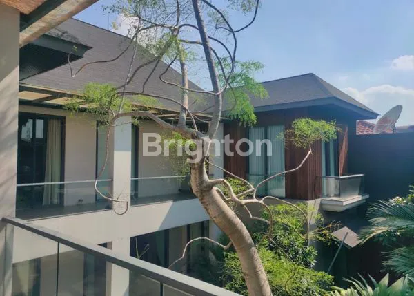 image RUMAH MEWAH LUAS HOOK TRAPESIUM 2 LT DAERAH DARMO FULL FURNISH (1)