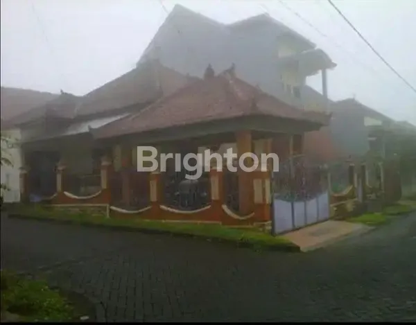 image RUMAH HOOK GRAHA DEWATA MALANG (1)