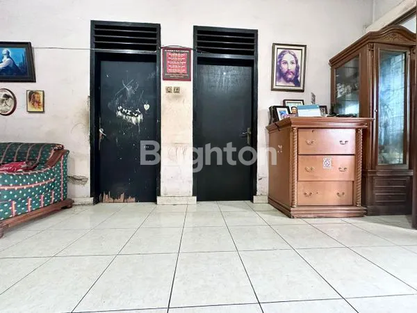 image RUMAH DI TEBET, MENTENG DALAM JAKARTA SELATAN (3)