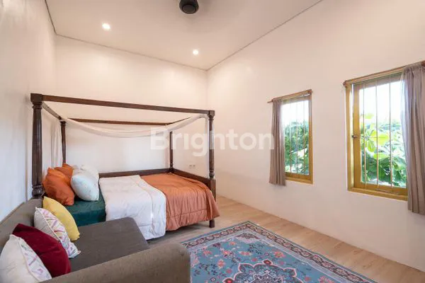 image VILLA PREMIUM 2 LANTAI MAIN ROAD SEMINYAK BADUNG (8)