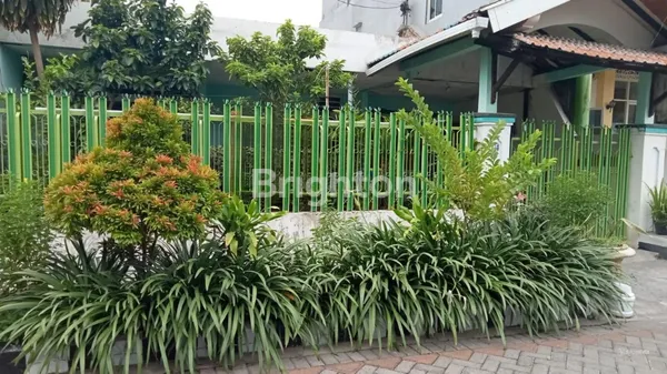 Gambar Property RUMAH 1 LANTAI SIAP HUNI DI TENGGILIS DEKAT KAMPUS DAN MERR