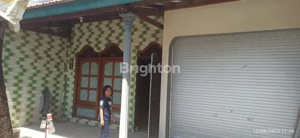 image RUMAH VINTAGE 1 LANTAI TENGAH KOTA DEKAT BALAPAN SOLO (2)