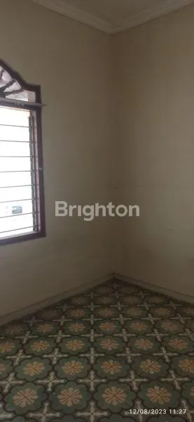 image RUMAH VINTAGE 1 LANTAI TENGAH KOTA DEKAT BALAPAN SOLO (4)