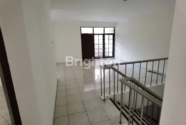 image DIJUAL RUMAH DI TAMAN ARIES (7)