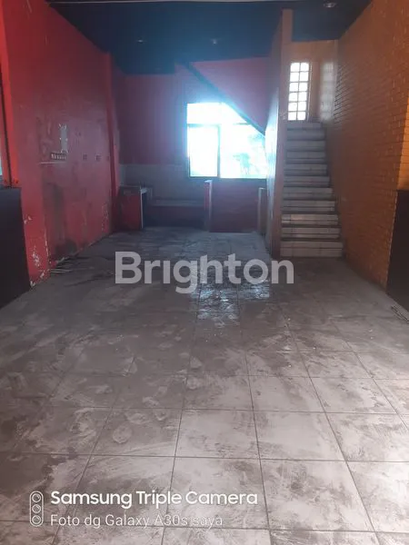 image RUKO GANDENG 3 UNIT MASING-MASING ADA 3  LANTAI + 1 LANTAI BASEMENT SANGAT STRATEGIS DI JL RAYA SUDIRMAN BOGOR (2)