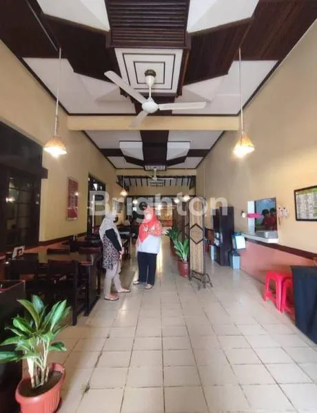 image RUMAH DAERAH BAWEAN, BANDUNG. LOKASI STRATEGIS DAN BISA DI JADIKAN RESTAURANT (4)