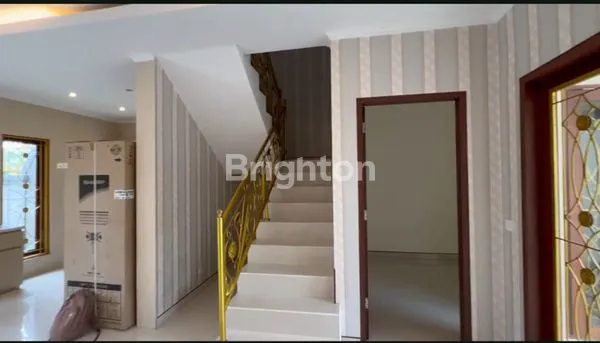image VILLA MEWAH DAN LUAS DI PERING (7)