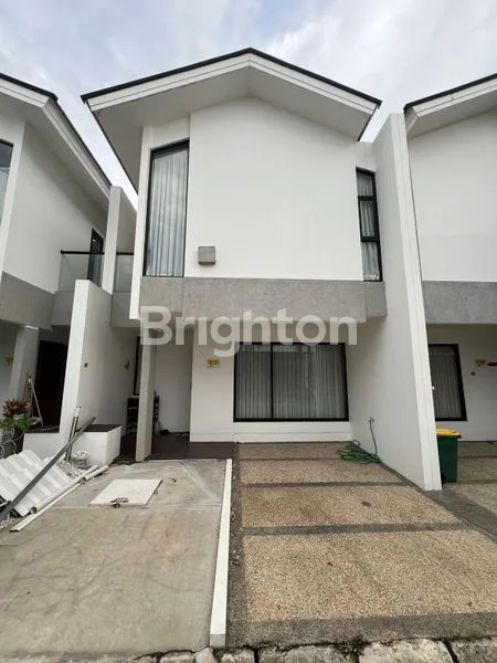 image HUNIAN MILENIAL FLORISTA GARDEN (1)