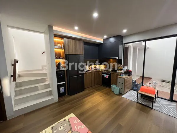 image HUNIAN MILENIAL FLORISTA GARDEN (4)