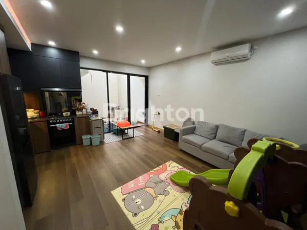 image HUNIAN MILENIAL FLORISTA GARDEN (6)