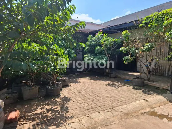 image RUMAH LUAS SIAP HUNI DI PUSPONJOLO SEMARANG BARAT  (2)