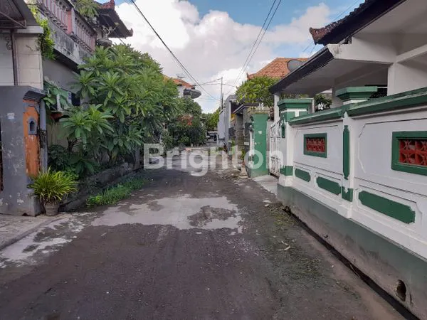 image DI JUAL RUMAH  DI PENATIH (7)
