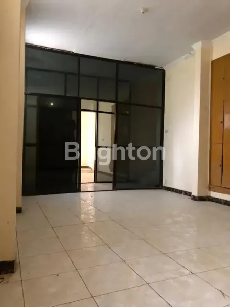 image DI JUAL CEPET RUMAH LOKASI STRATEGIS DI TEBET  (2)