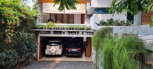 RUMAH MEWAH LUAS MEWAH DI CIPETE HITUNG TANAH