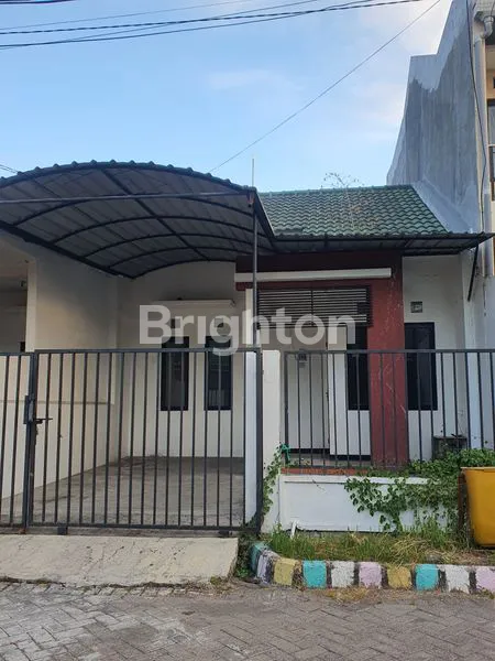 image HUNIAN STRATEGIS SURABAYA, 2+1 KT & CARPORT (1)