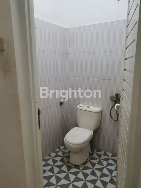 image HUNIAN STRATEGIS SURABAYA, 2+1 KT & CARPORT (6)