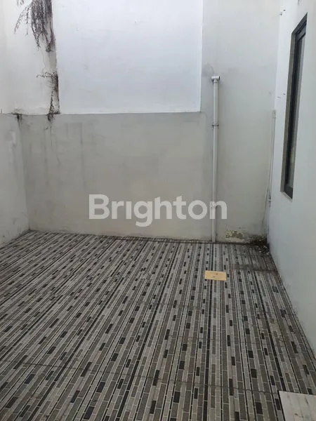 image HUNIAN STRATEGIS SURABAYA, 2+1 KT & CARPORT (8)