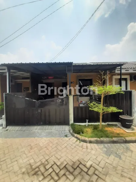 image RUMAH 1 LANTAI JADE HAMLET DI MENGANTI GRESIK (1)