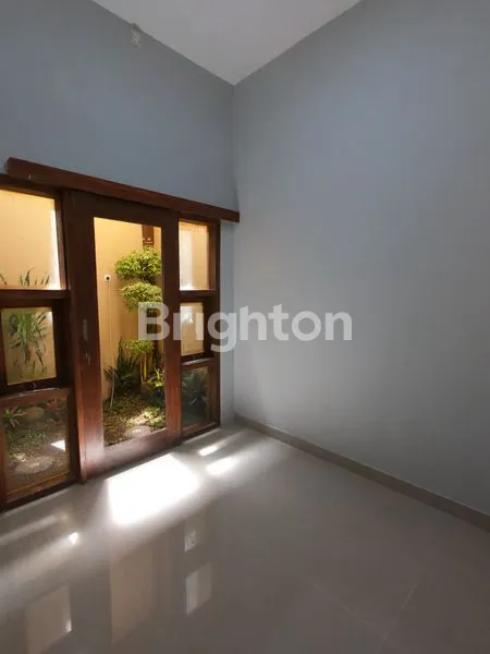 image DIJUAL RUMAH CANTIK 2 LANTAI DITENGAH KOTA SMG (3)