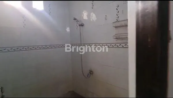 image DISEWAKAN RUKO 2 LANTAI YANG SANGAT STRATEGIS  DI RENON (8)