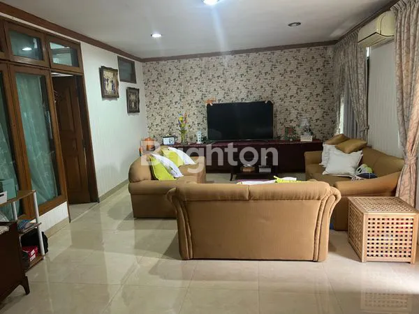 image RUMAH BAGUS TERAWAT BISA LANGSUNG HUNI DEKAT LOKASARI MALL  JAKARTA BARAT (6)