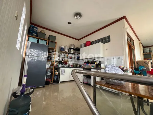 image RUMAH BAGUS TERAWAT BISA LANGSUNG HUNI DEKAT LOKASARI MALL  JAKARTA BARAT (3)