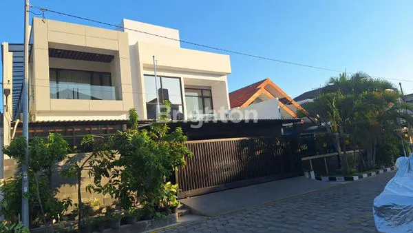 image RUMAH MEWAH BARU DIBANGUN 2 THN, SEMI FURNISHED. NIRWANA EKSEKUTIF- WONOREJO PERMAI SELATAN (2)