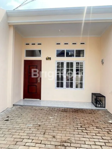 RUMAH 2 KAMAR BANGUNAN BARU DI SRENGSENG