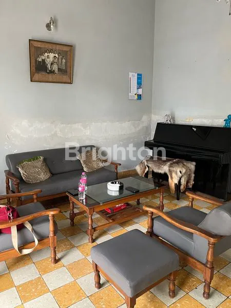 image RUMAH TENGAH KOTA BUTUH LAKU CEPAT PANDANARAN SIMPANGLIMA SEMARANG (2)