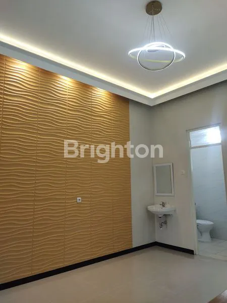 image RUMAH BARU MINIMALIS MURAHH LOKASI SANGAT STRATEGIS SURABAYA TIMUR RUNGKUT MAPAN (2)