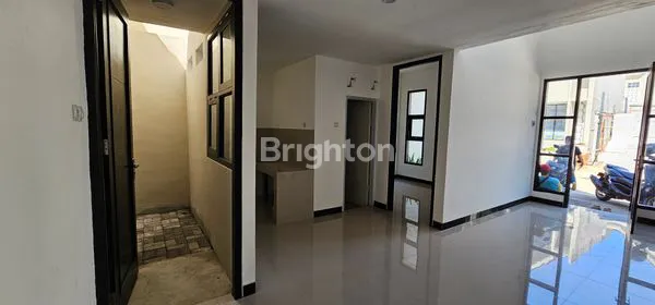 image RUMAH MURAH, 2 LANTAI SIAP HUNI DI LEYANGAN UNGARAN TIMUR (6)