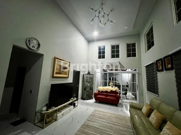 image RUMAH MEWAH TAMAN BRAWIJAYA LIPPO CENTRAL TANGERANG (3)