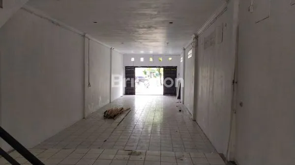 DIJUAL/DISEWAKAN RUKO PINGGIR JALAN KOTA SAMARINDA