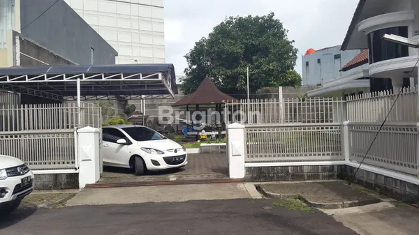 image JARANG ADA !! RUMAH LUAS 2 LANTAI DI CLUSTER KURDI TIMUR BANDUNG DENGAN POSISI SUDUT (2)