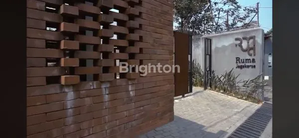 image UNIT CLUSTER 2 LANTAI DI RUMA JAGAKARSA-JAKSEL (6)