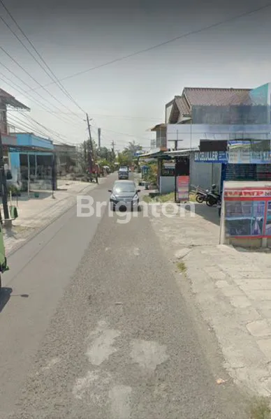 image RUKO 2 LANTAI SIAP HUNI STRATEGIS PINGGIR JALAN RAYA COCOK BUAT USAHA DEKAT SMAN 8 MOJOSONGO SOLO (8)