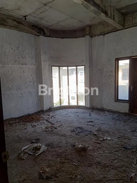 image RUMAH VILLA  (7)