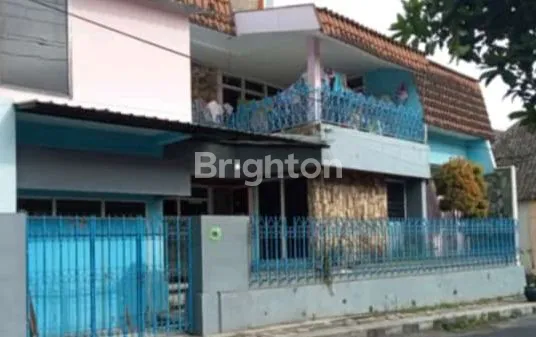 image RUMAH KLASIK BATU (1)